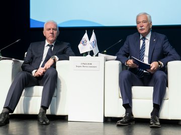 Александр Гуцан и Борис Грызлов поддержали форум и конференцию